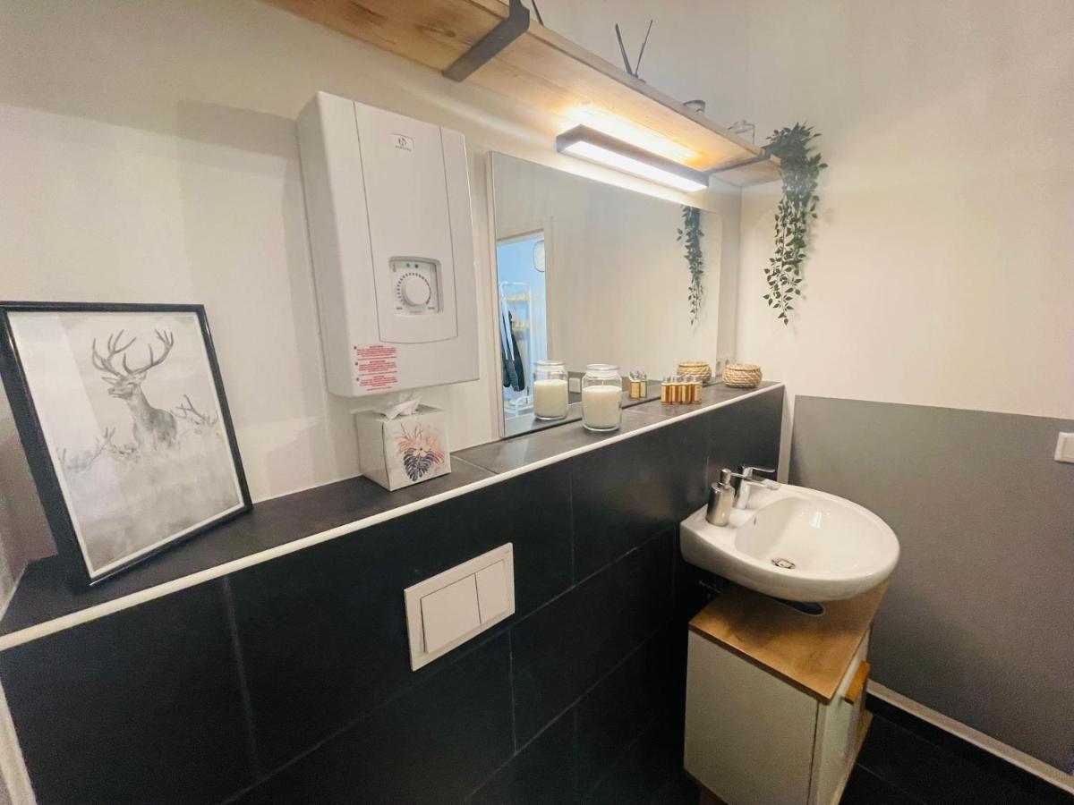 Apartamento Modern * Gemuetlich * Nespresso * Terrasse * Netflix Duisburg Exterior foto